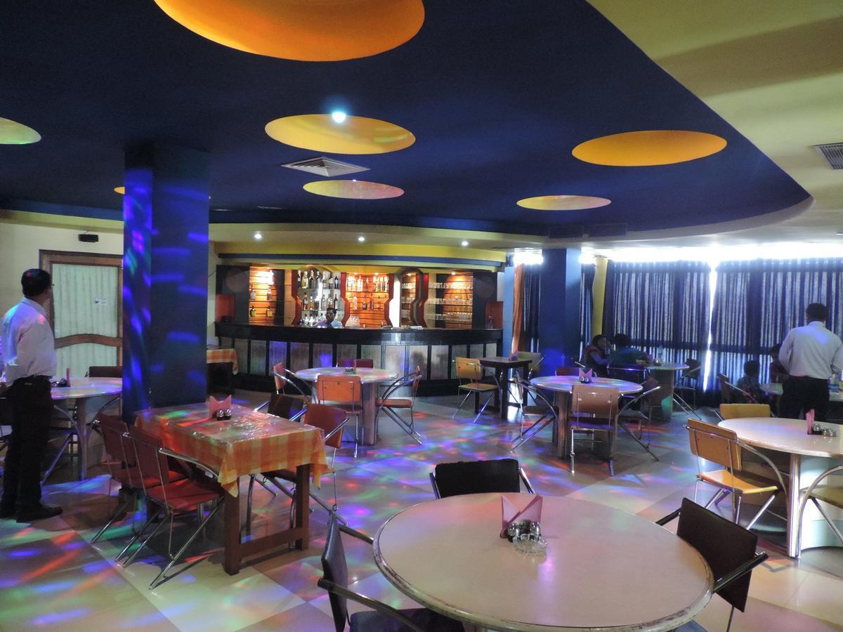 Hotel Haveli Krishnanagar Bagian luar foto